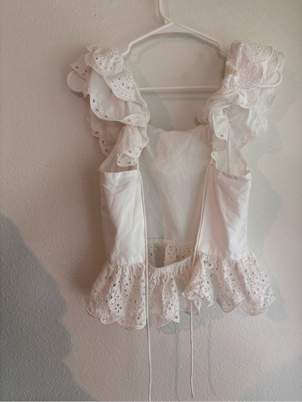 Express White Eyelet Ruffle Camisole - Picture 2 of 3